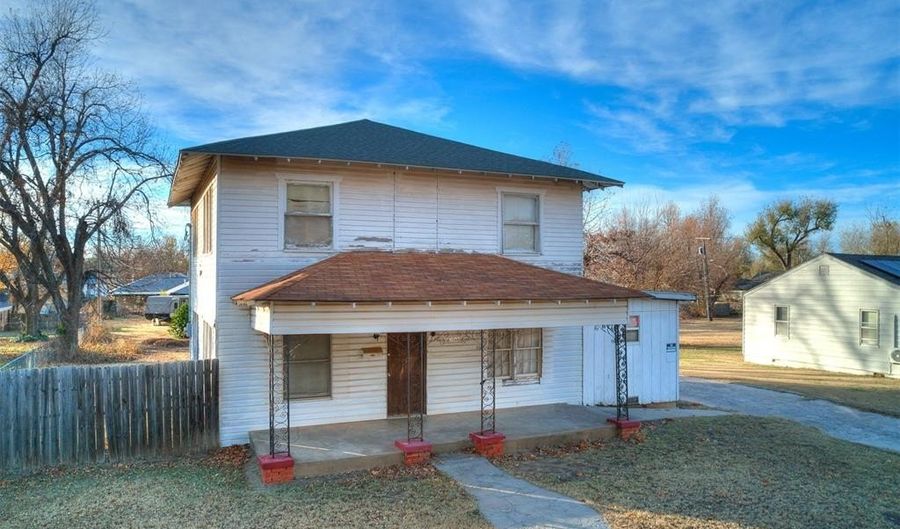 4801 N Peniel Ave, Bethany, OK 73008 - 3 Beds, 2 Bath