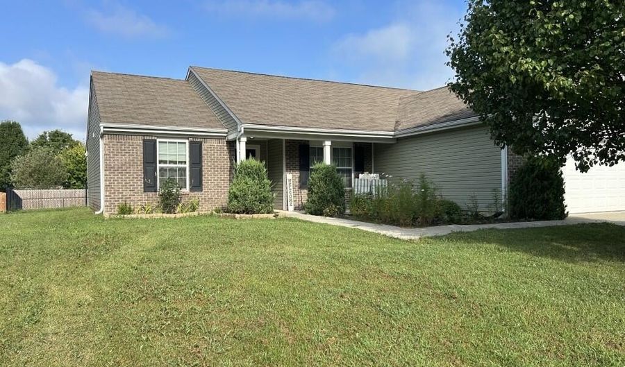1786 Archbury Dr, Avon, IN 46123 - 3 Beds, 2 Bath