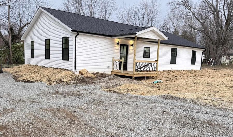 812 Dant Blvd, Bicknell, IN 47512 - 4 Beds, 2 Bath