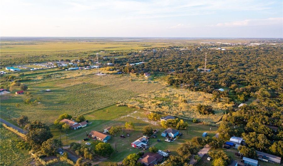 2360 CR 2048, Aransas Pass, TX 78336 - 3 Beds, 2 Bath