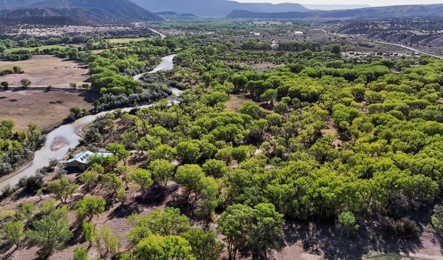 93 COUNTY ROAD 155, Abiquiu, NM 87510 - 3 Beds, 2 Bath