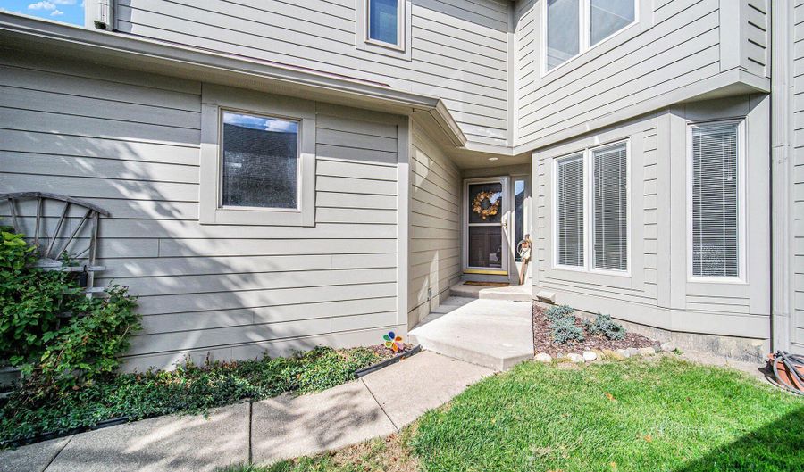 1998 Bancroft Dr, Ann Arbor, MI 48108 - 3 Beds, null Bath