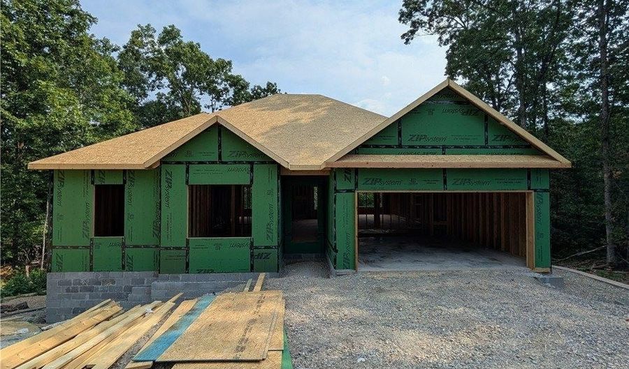 11 Staines Ln, Bella Vista, AR 72715 - 3 Beds, 2 Bath