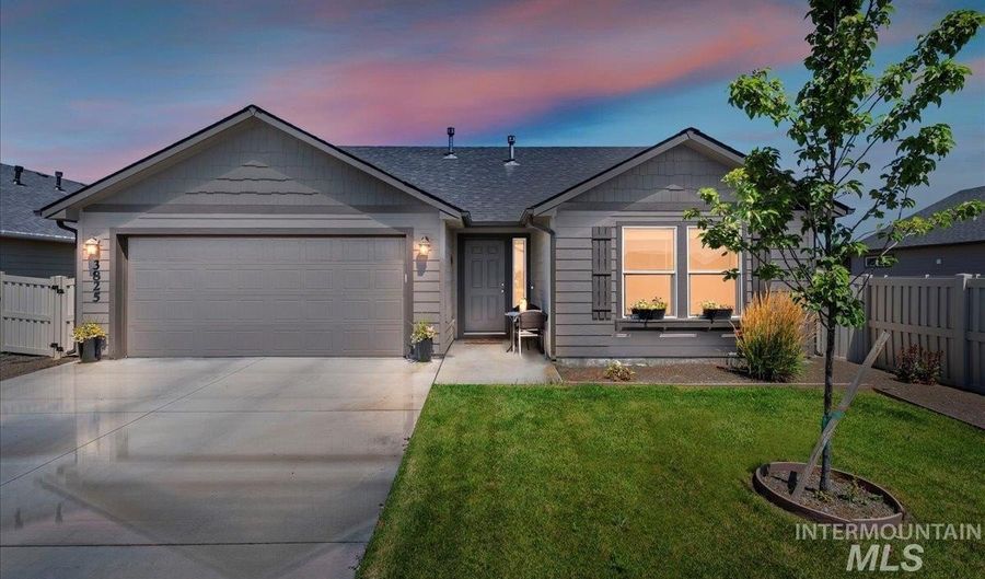 3825 Winged Dove St, Caldwell, ID 83605 - 3 Beds, 2 Bath