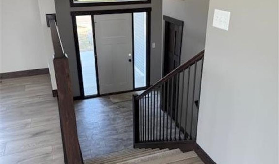 1312 18th St NE, Austin, MN 55912 - 3 Beds, 2 Bath
