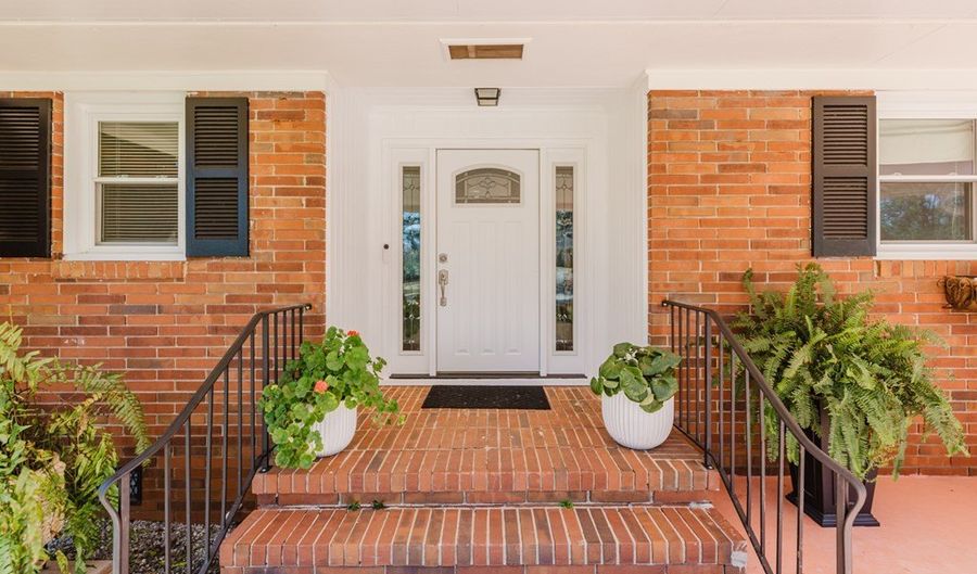 217 Columbia Ave, Americus, GA 31709 - 3 Beds, 2 Bath