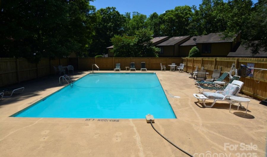 141 Colony Dr, Arden, NC 28704 - 2 Beds, 2 Bath