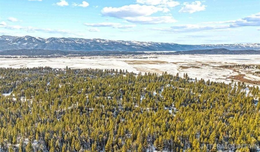 34 Silver Cloud Dr, Cascade, ID 83611 - 0 Beds, 0 Bath