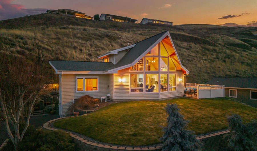 66 Appleford Ct, Asotin, WA 99402 - 3 Beds, 3 Bath