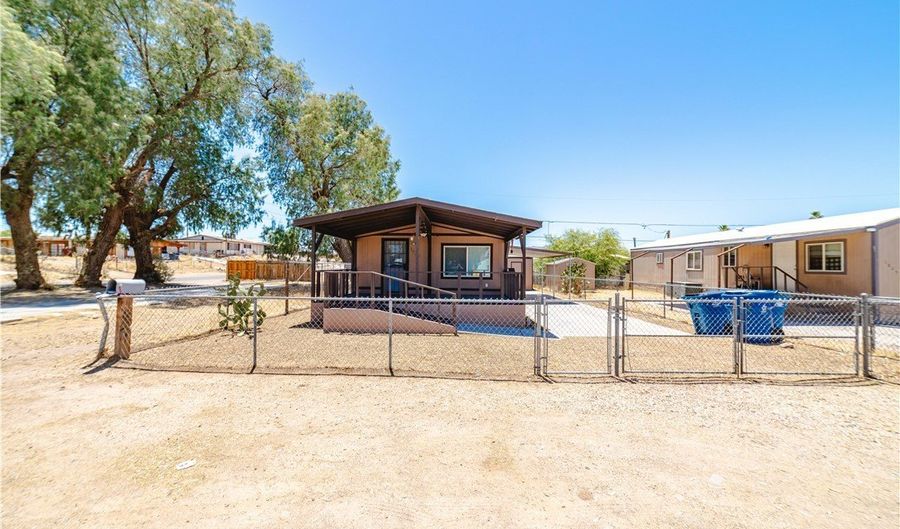 1835 Tejon Dr, Bullhead City, AZ 86442 - 2 Beds, 2 Bath