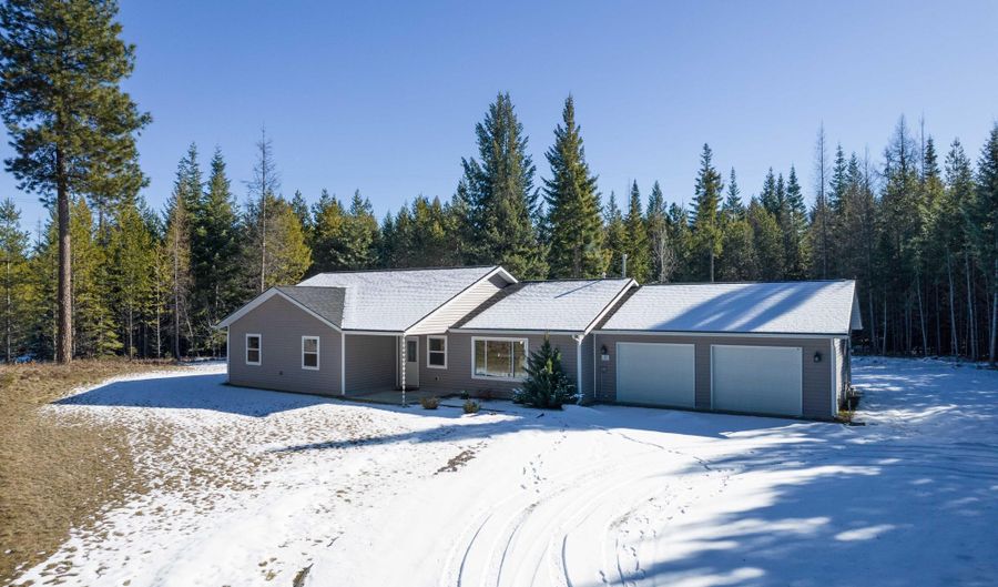 52 Countryside Ln, Bonners Ferry, ID 83805 - 4 Beds, 2 Bath