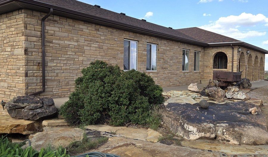 1025 S 200 E, Blanding, UT 84511 - 4 Beds, 3 Bath
