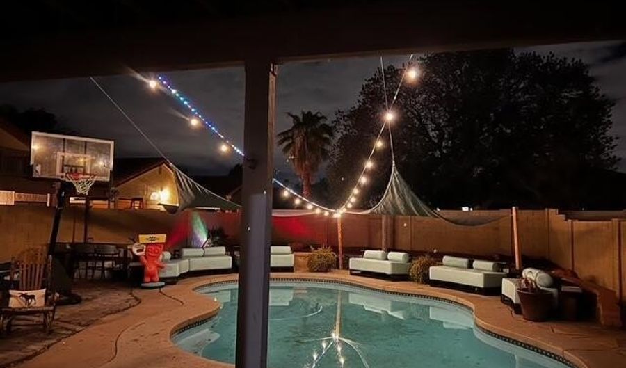 11028 W CRIMSON Ln, Avondale, AZ 85392 - 3 Beds, 3 Bath