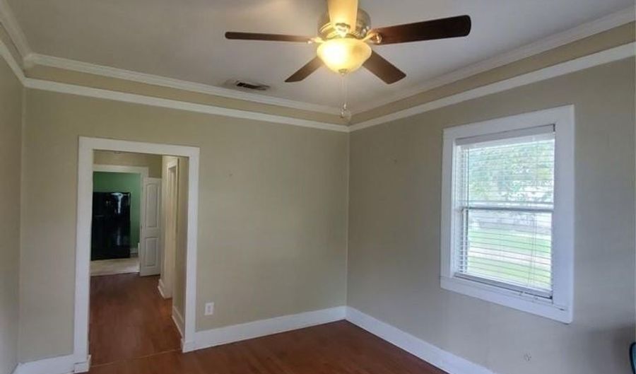 4111 Main, Addis, LA 70710 - 2 Beds, 1 Bath