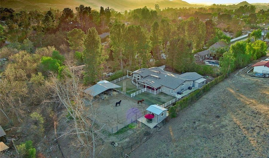 5524 Fairview Pl, Agoura Hills, CA 91301 - 4 Beds, 2 Bath