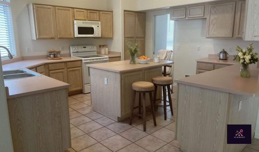 11109 W AMELIA Ave, Avondale, AZ 85392 - 4 Beds, 2 Bath