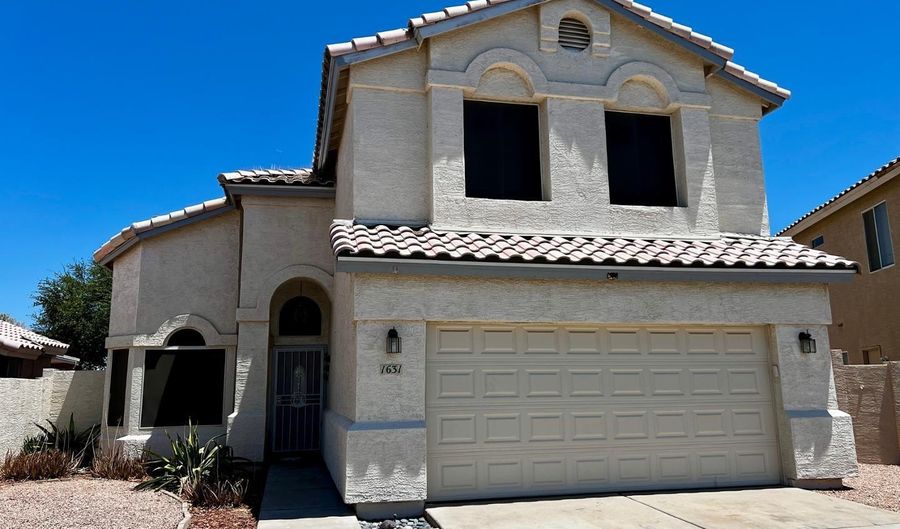 1631 N Garrett Dr, Chandler, AZ 85225 - 4 Beds, 3 Bath