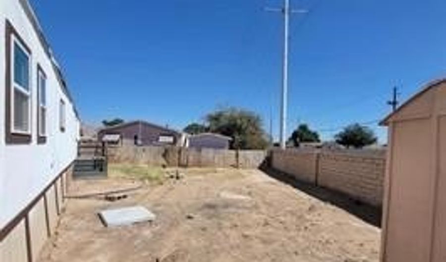 2884 Green Tree Ave, Las Vegas, NV 89142 - 3 Beds, 2 Bath