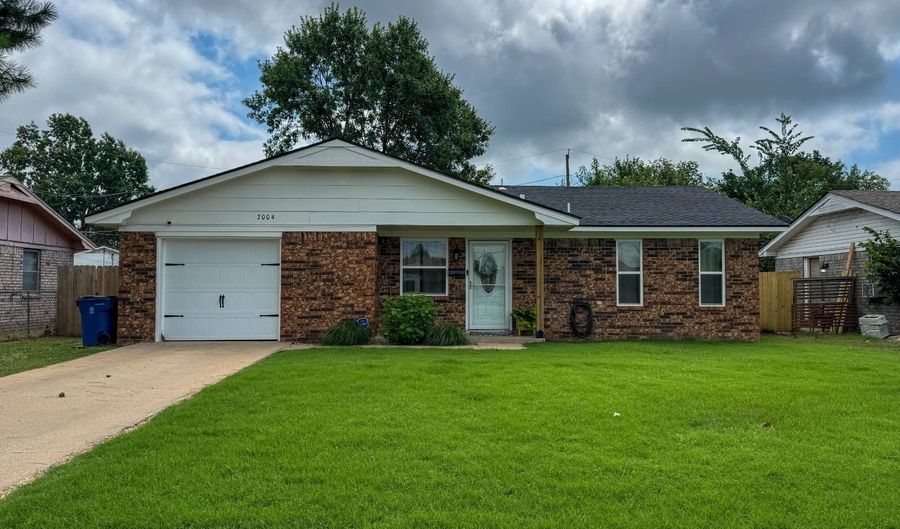 2004 N Hickory St, McAlester, OK 74501 - 3 Beds, 2 Bath
