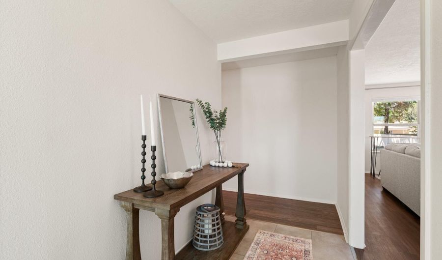 7812 PALO DURO Ave NE, Albuquerque, NM 87110 - 3 Beds, 2 Bath