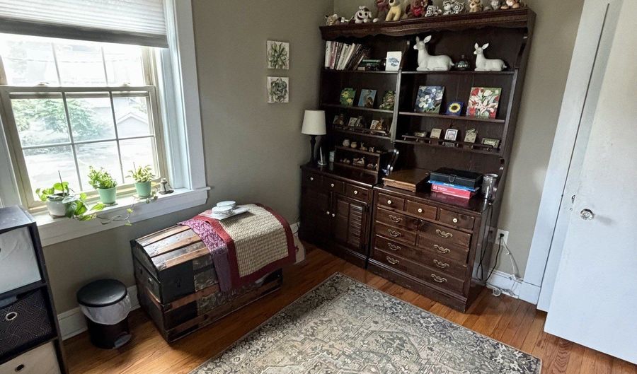 62 Rowsley St 4, Bridgeport, CT 06605 - 2 Beds, 1 Bath