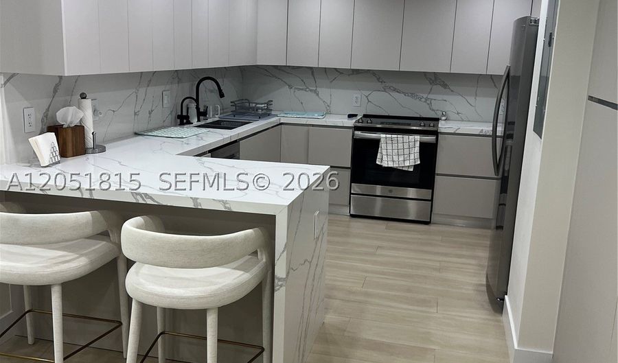 9801 Collins Ave 6E, Bal Harbour, FL 33154 - 2 Beds, 2 Bath