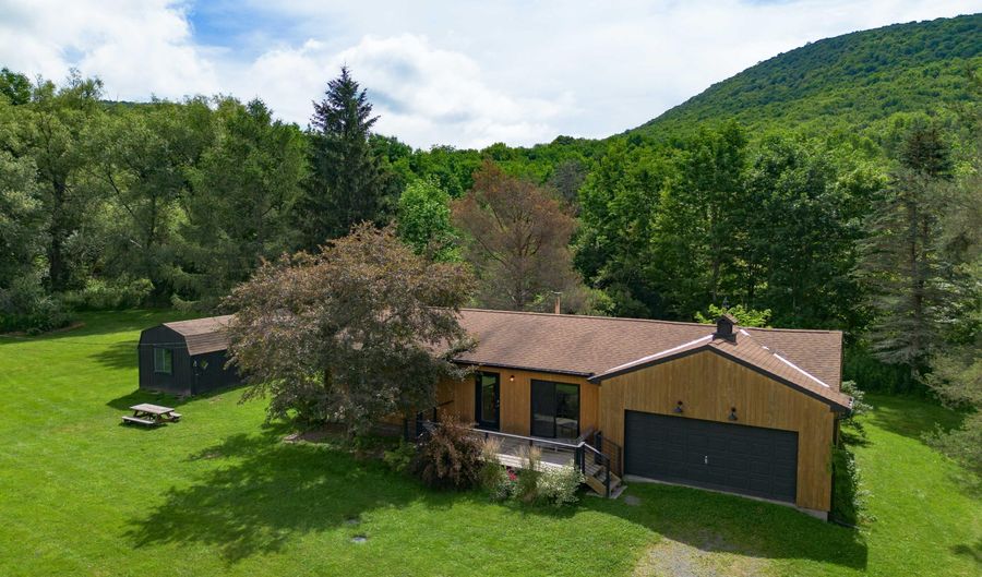 260 Gladstone Hollow Rd, Andes, NY 13731 - 3 Beds, 1 Bath