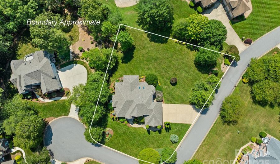 71 Portobello Rd, Arden, NC 28704 - 4 Beds, 5 Bath
