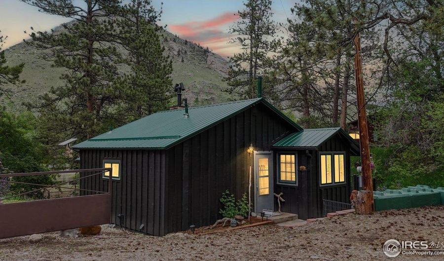 30 Falls Creek Dr, Bellvue, CO 80512 - 2 Beds, 1 Bath