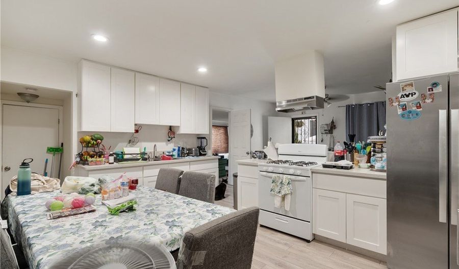 2719 Folsom St, Los Angeles, CA 90033 - 6 Beds, 6 Bath