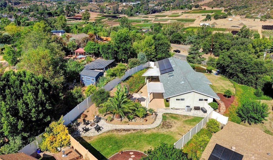 26305 N Broadway, Escondido, CA 92026 - 3 Beds, 2 Bath