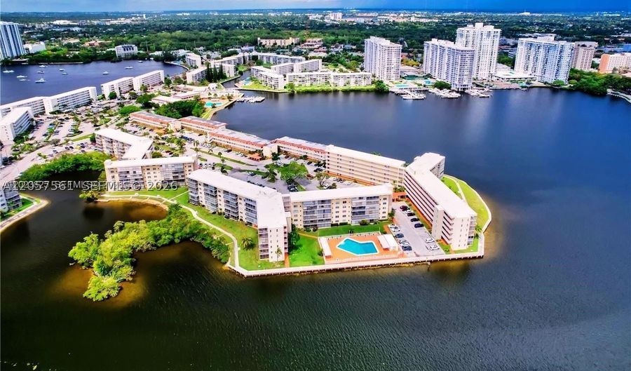 3020 Marcos Dr S110, Aventura, FL 33160 - 1 Beds, 1 Bath