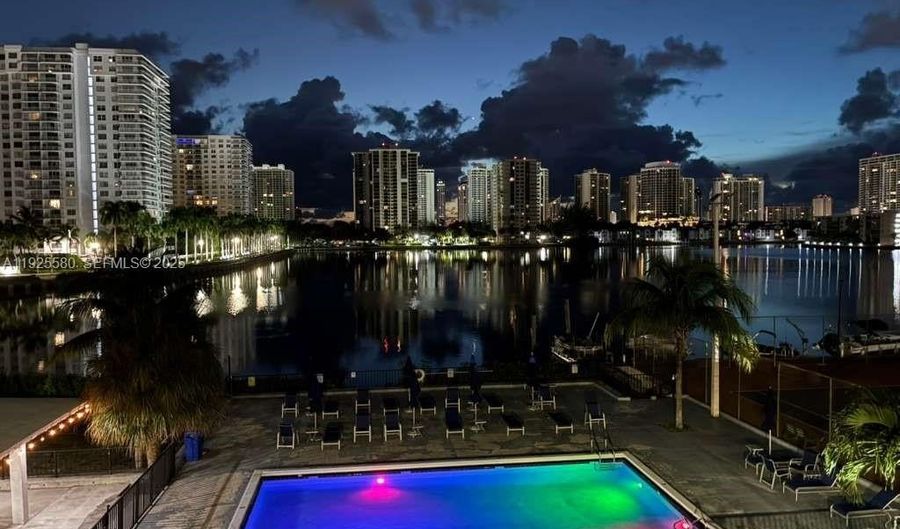 2780 NE 183rd St 901, Aventura, FL 33160 - 2 Beds, 2 Bath