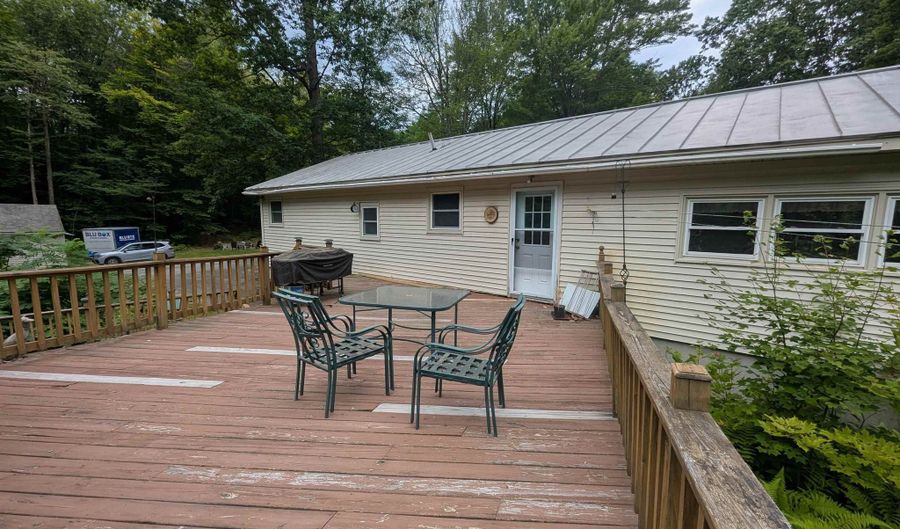 281 Connecticut Heights Rd, Charlestown, NH 03603 - 3 Beds, 1 Bath