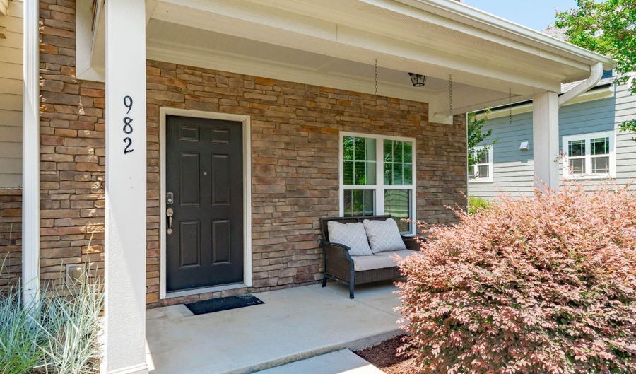 982 Tender Dr, Apex, NC 27502 - 4 Beds, 4 Bath