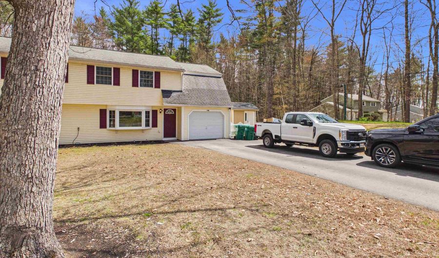 19 Deerwood Dr B, Amherst, NH 03031 - 3 Beds, 2 Bath