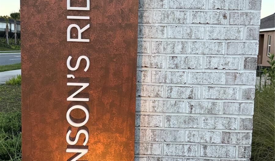 2263 RIDER RAIN Ln, Apopka, FL 32703 - 5 Beds, 4 Bath