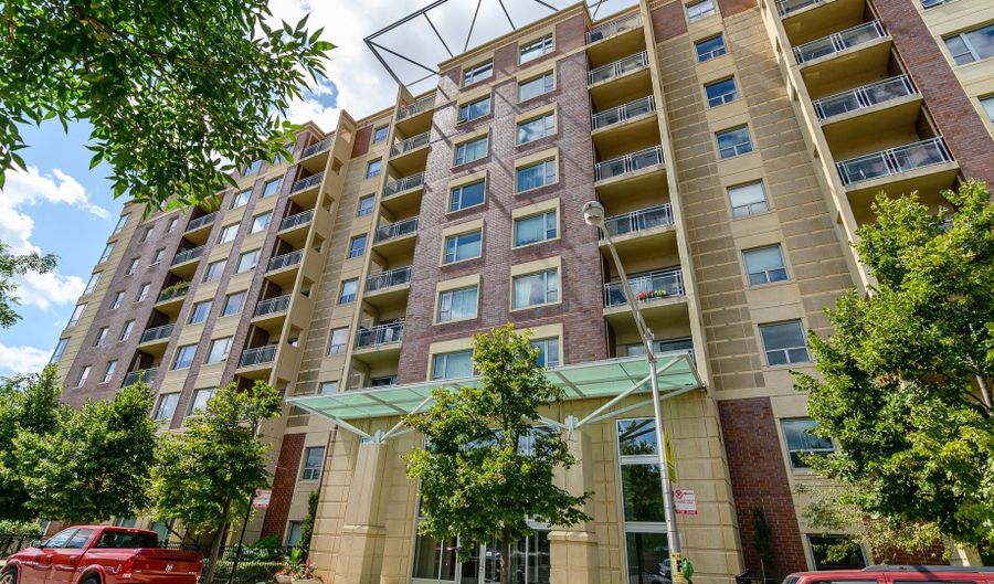 100 N HERMITAGE Ave 812, Chicago, IL 60612 - 2 Beds, 2 Bath