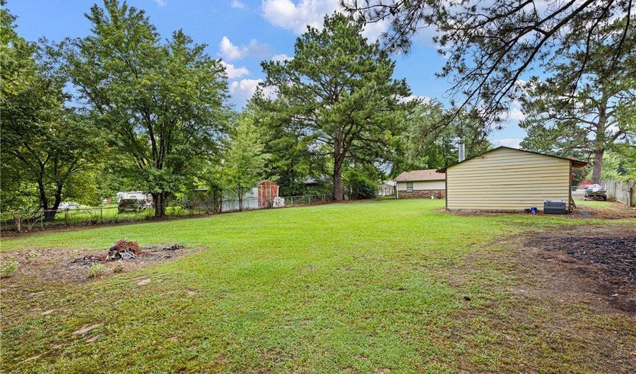 806 Ave 6 SE, Atkins, AR 72823 - 3 Beds, 2 Bath