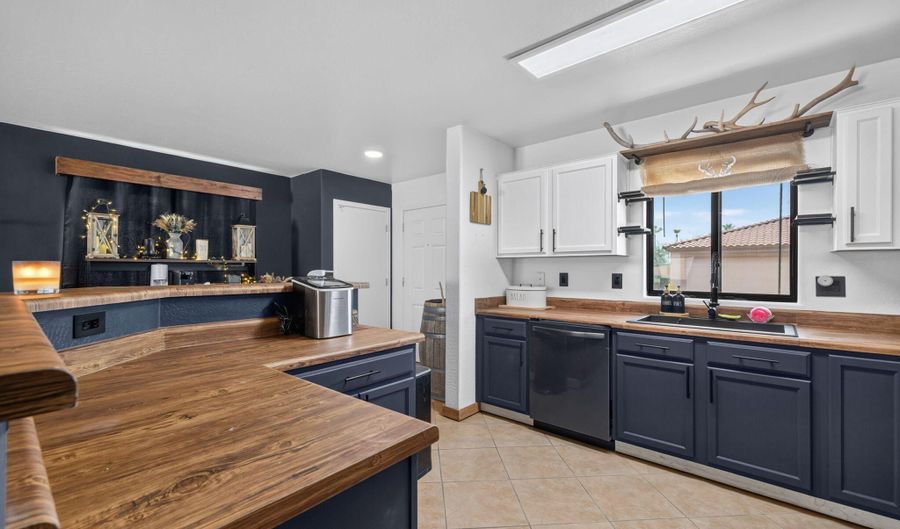 2681 S POWELL Rd, Apache Junction, AZ 85119 - 4 Beds, 2 Bath