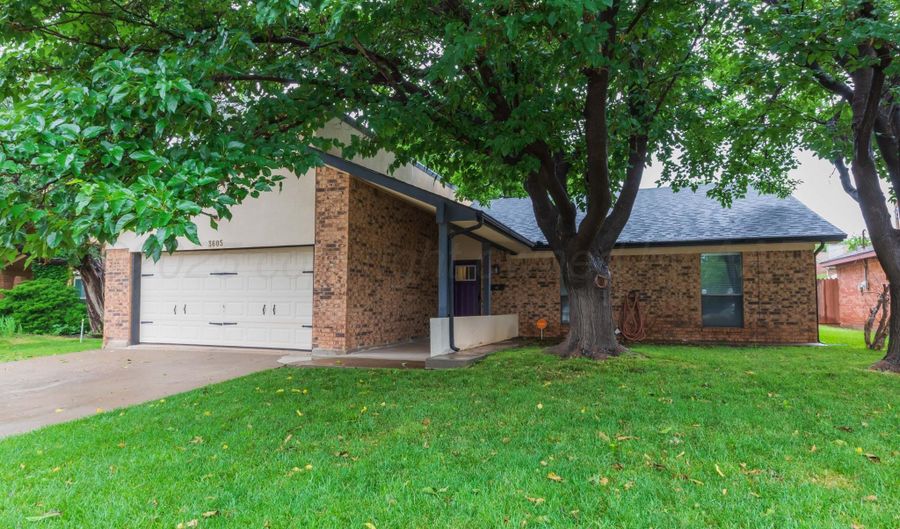 3605 S AUSTIN St, Amarillo, TX 79109 - 3 Beds, 2 Bath