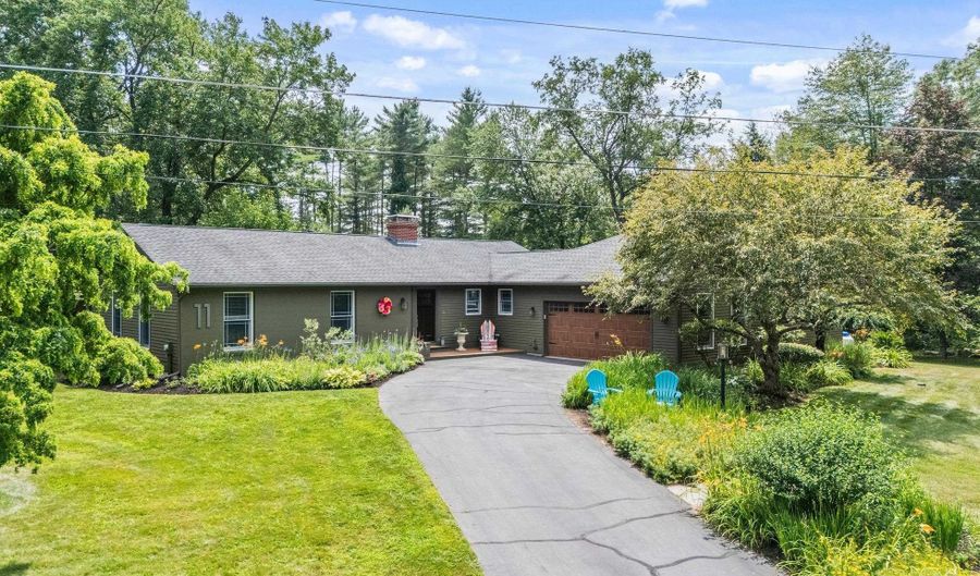 11 Bela View Dr, Bow, NH 03304 - 3 Beds, 3 Bath