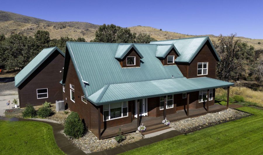2988 Pine Valley Rd, Gardnerville, NV 89410 - 3 Beds, 3 Bath