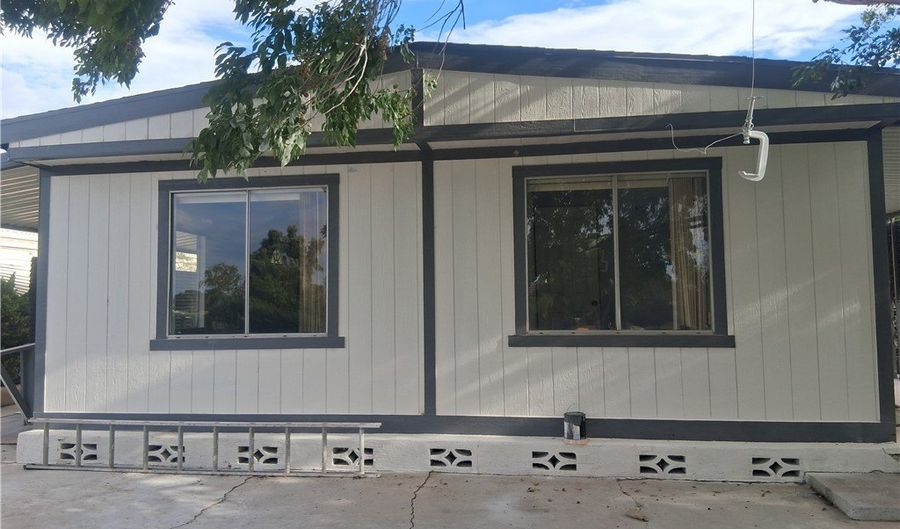 20683 Waalew Rd B68, Apple Valley, CA 92307 - 2 Beds, 2 Bath