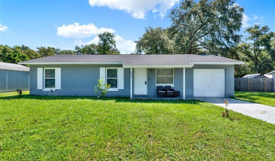 6442 FORTUNE Ln, Apopka, FL 32712 - 3 Beds, 1 Bath