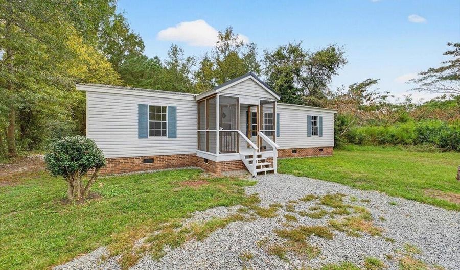 7015 Kingtown Rd NW, Ash, NC 28420 - 2 Beds, 2 Bath