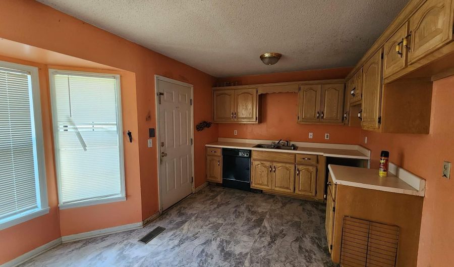461 May Apple Rd, Arab, AL 35019 - 3 Beds, 2 Bath