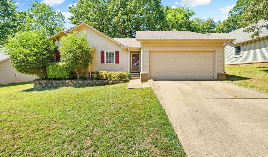 3007 Oakbrook, Benton, AR 72015 - 3 Beds, 2 Bath