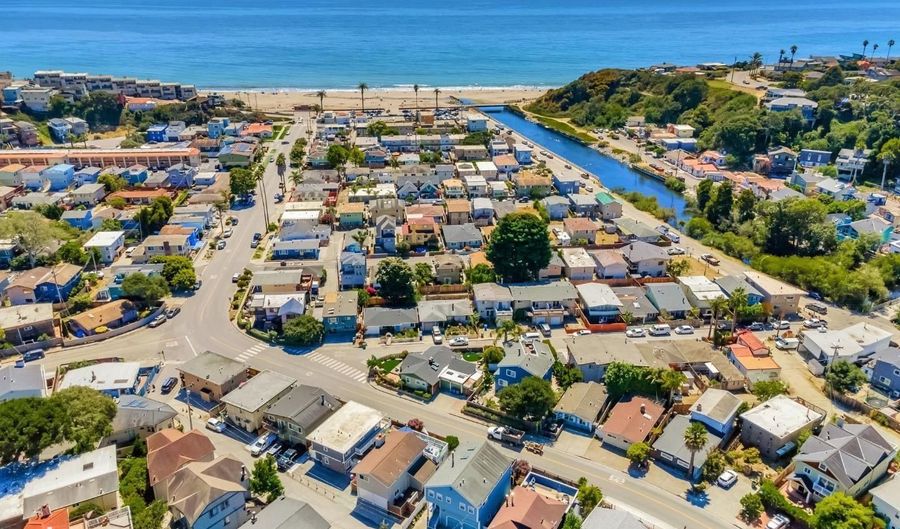 307 Treasure Is, Aptos, CA 95003 - 3 Beds, 2 Bath