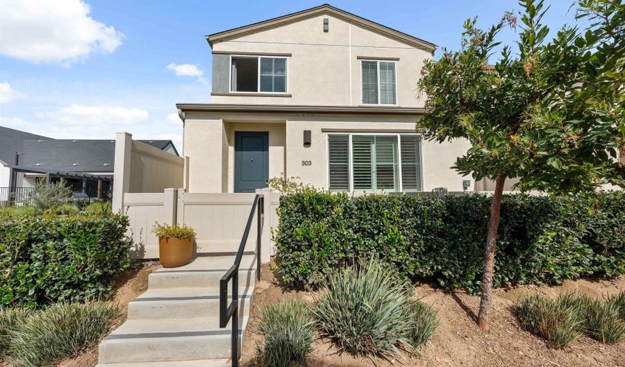 303 Citrine Trl, Fallbrook, CA 92028 - 4 Beds, 3 Bath
